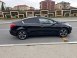 Kia Cerato-7