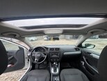 Volkswagen Jetta-9