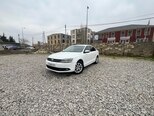 Volkswagen Jetta-8