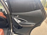 Hyundai Santa Fe-12