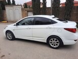 Hyundai Accent-3