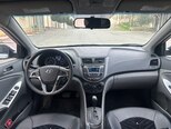 Hyundai Accent-13