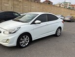 Hyundai Accent-4