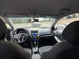 Hyundai Accent-8