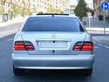 Mercedes E 220 d-5