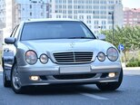 Mercedes E 220 d-1
