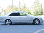 Mercedes E 220 d-4