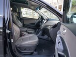 Hyundai Santa Fe-12