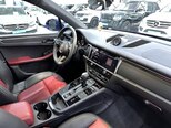 Porsche Macan-11