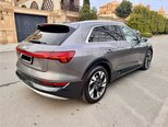 Audi e-tron-4