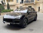 Porsche Cayenne Turbo-3