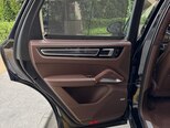 Porsche Cayenne Turbo-17