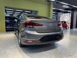 Hyundai Elantra-9