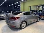 Hyundai Elantra-11