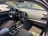 Hyundai Elantra-17