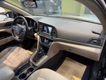 Hyundai Elantra-16