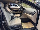 Hyundai Elantra-15