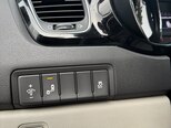 Kia Carnival-11