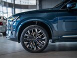 Volvo XC90-8