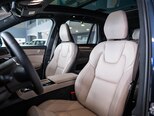Volvo XC90-22