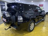 Mitsubishi Pajero-9
