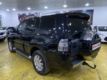 Mitsubishi Pajero-8