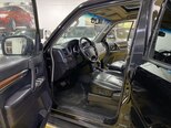 Mitsubishi Pajero-12