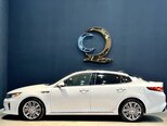 Kia Optima-4