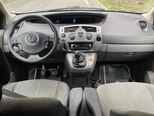 Renault Scenic-8