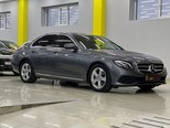 Mercedes E 220 d-3