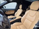 Volvo XC90-11
