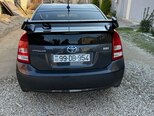 Toyota Prius-5