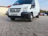 Ford Transit-12