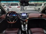 Chevrolet Cruze-15