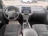 Toyota Land Cruiser Prado-5