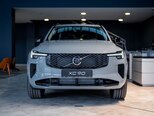 Volvo XC90-1