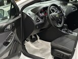 Chevrolet Cruze-13