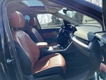 Kia Carnival-12