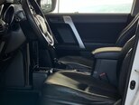 Toyota Land Cruiser Prado-10
