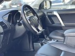 Toyota Land Cruiser Prado-4