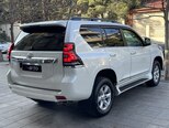 Toyota Land Cruiser Prado-11