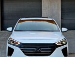 Hyundai IONIQ-1