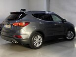Hyundai Santa Fe-12