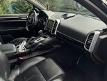 Porsche Cayenne-15