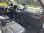 Toyota Land Cruiser Prado-10
