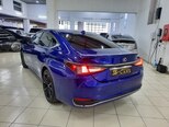 Lexus ES 300h-6