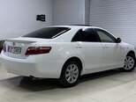 Toyota Camry-13