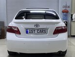 Toyota Camry-9
