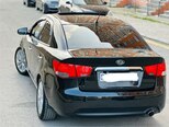 Kia Cerato-12