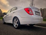 Chevrolet Aveo-12